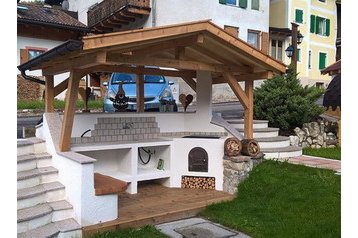 Италия Privát Pera di Fassa, Экстерьер